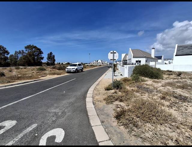 LAND FOR SALE IN BRITANNIA BAY